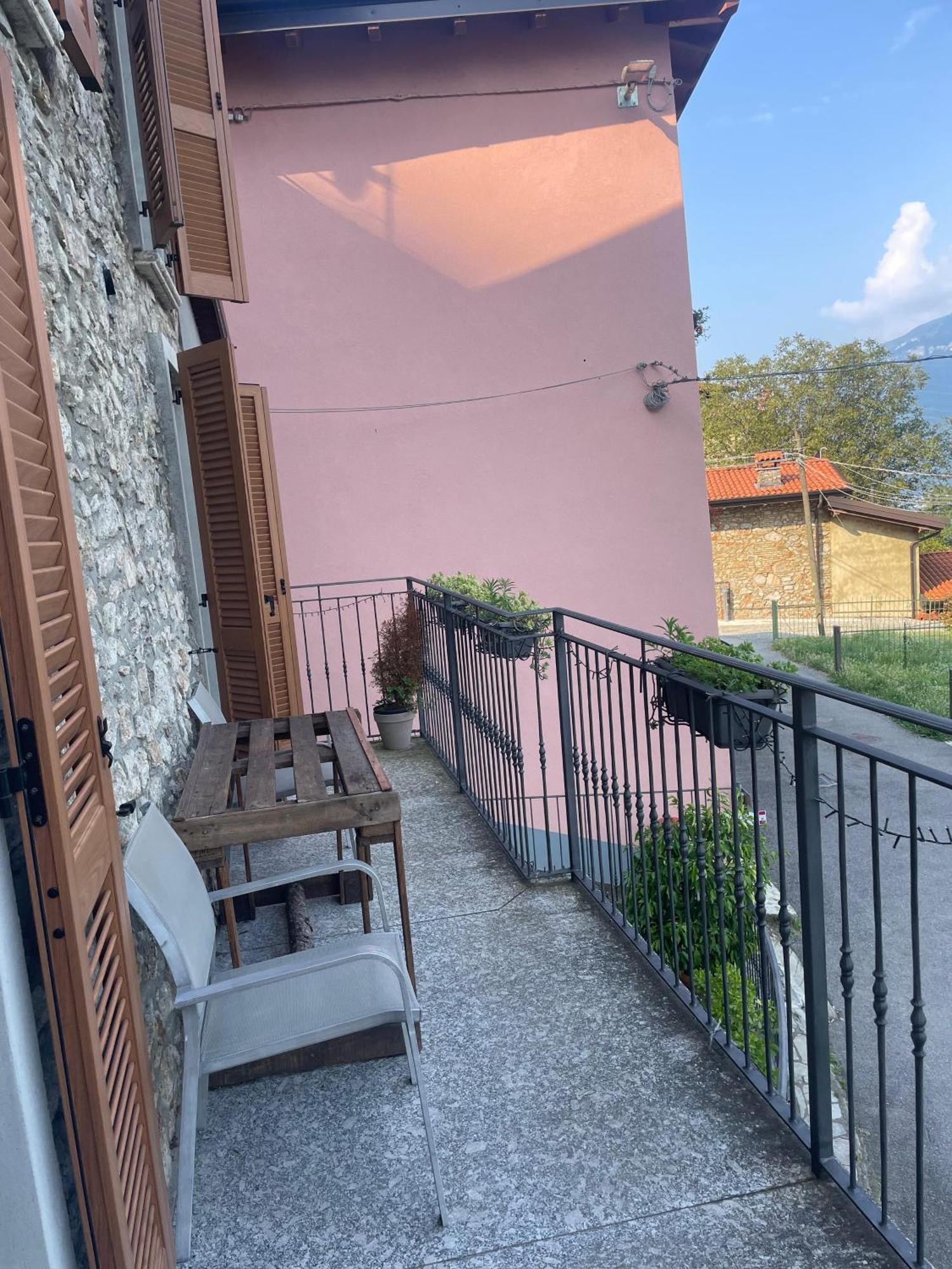 Stone House: Fairytale Flat With Magic Lake View Bellano Dış mekan fotoğraf